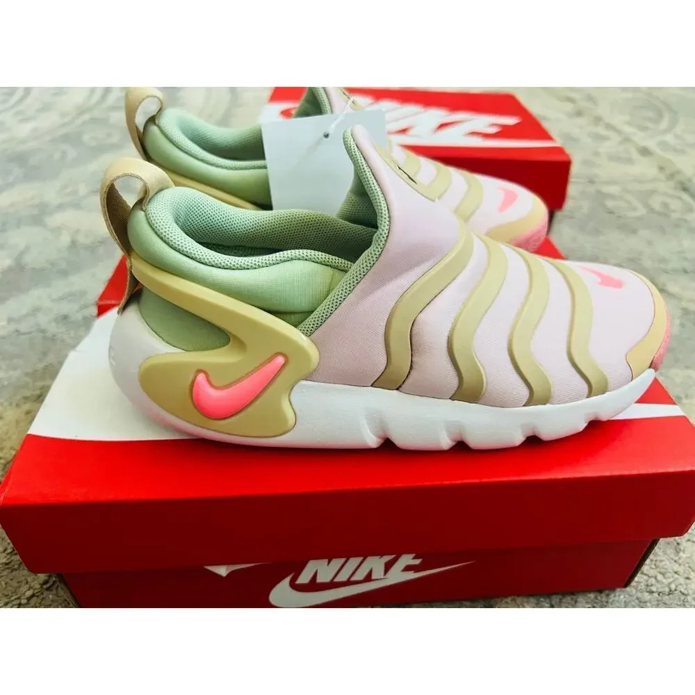 NIB❤️Nike Dynamo Kids running Sneakers shoe sz1